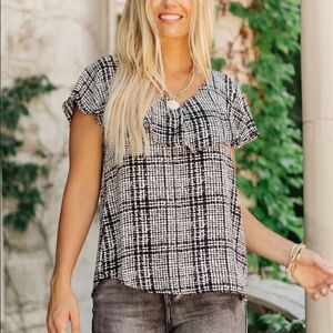 Andree By Unit Womens Plaid Ruffled Top